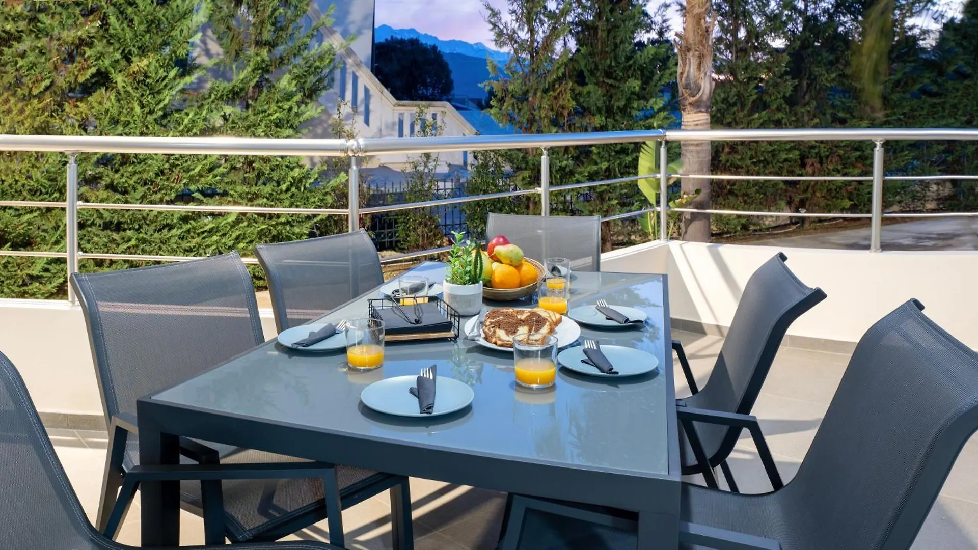Aparthotel Aronios Villa With Private Pool And Casa Without Pool With Private Garden